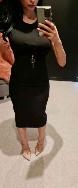 Sheike Midi Dress Black Size 6  for rent on The Volte - image 2