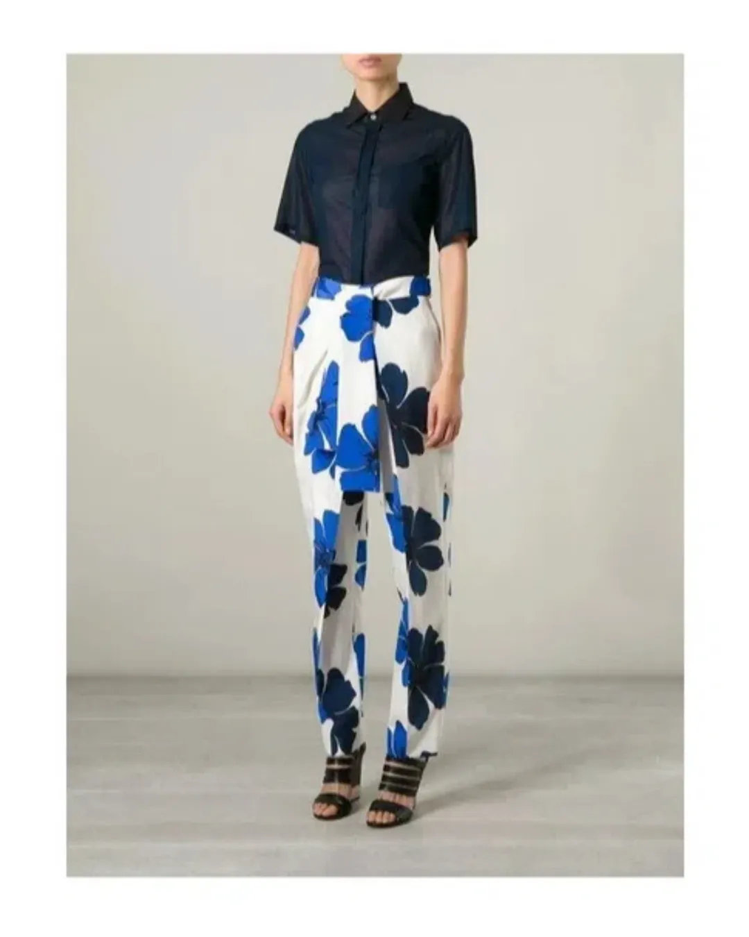 Chloé Silk Trouser Flower Print Size AU 8 for rent on The Volte - main image