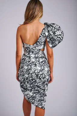 Eliya the Label Azadeh Dress Print Size 12 for rent on The Volte - image 2