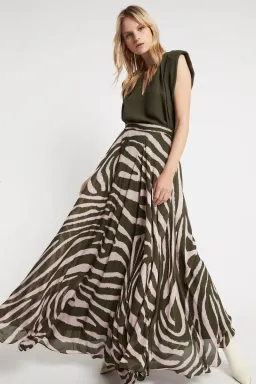 Sass and Bide Wild Miracle Skirt Print Size 6 for rent on The Volte - image 5