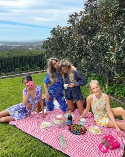 Alice McCall Cinnamon Girl Set Print Size 8 for rent on The Volte - image 4