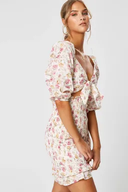 Winona Florence Tie Front Dress Print Size 8 for rent on The Volte - image 3