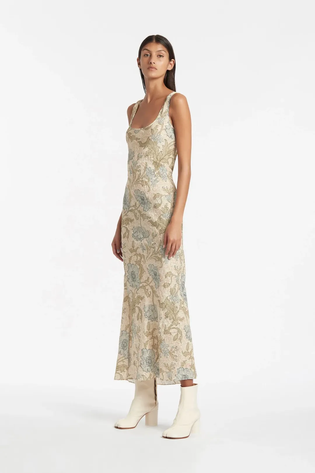 Sir the Label Maev Slip Dress in Florence Floral Print Size 1 / AU 8 for rent on The Volte - main image