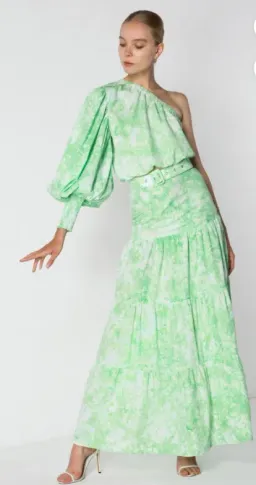 SWF Boutique One Shouldered Crop and Layered Skirt Set Force Green Size 8 for rent on The Volte - image 1