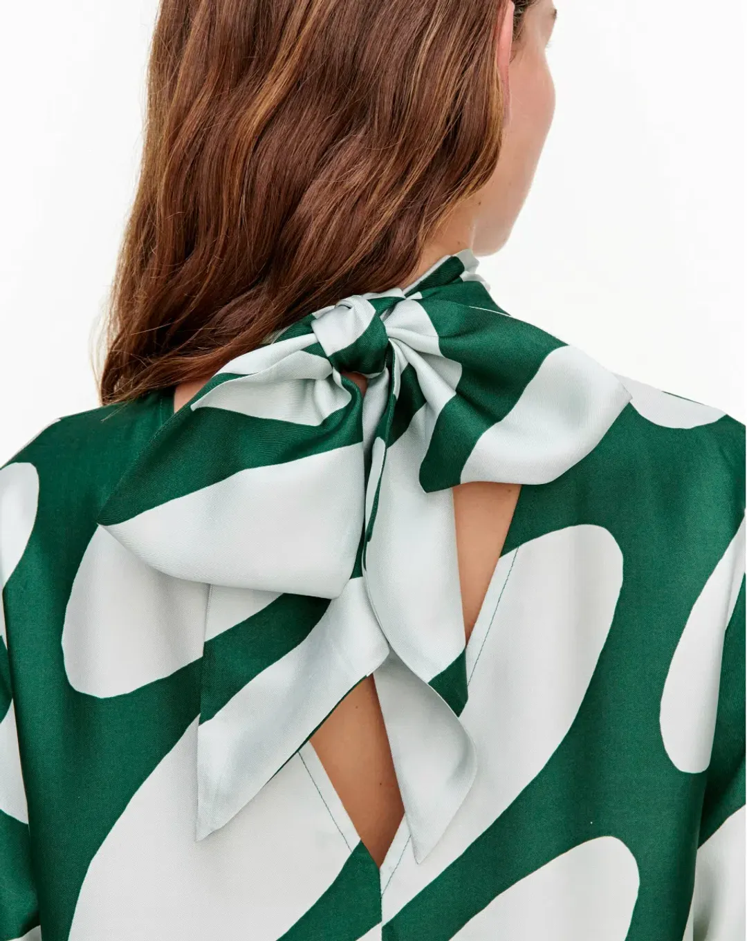 Marimekko Aatoilee Linsii Silk Dress Print  Green Size AU 6 for rent on The Volte - main image