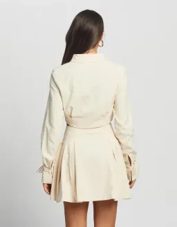 Sovere Revere Crop Shirt and Skirt Set Parchment Size 10  for rent on The Volte - image 3