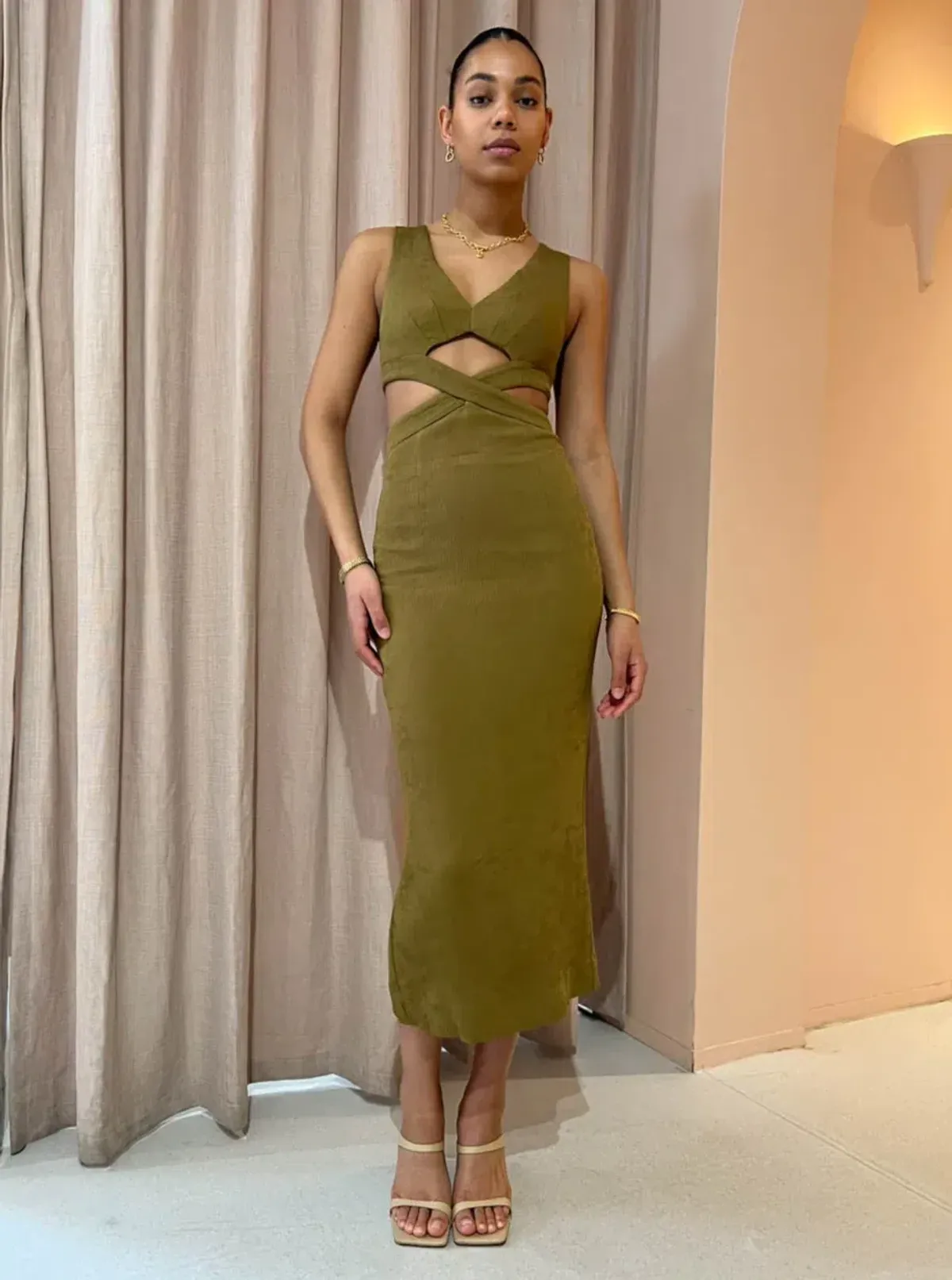 Shona Joy Simone V Neck Cut Out Midi Dress in Cumin Size 10 for rent on The Volte - main image