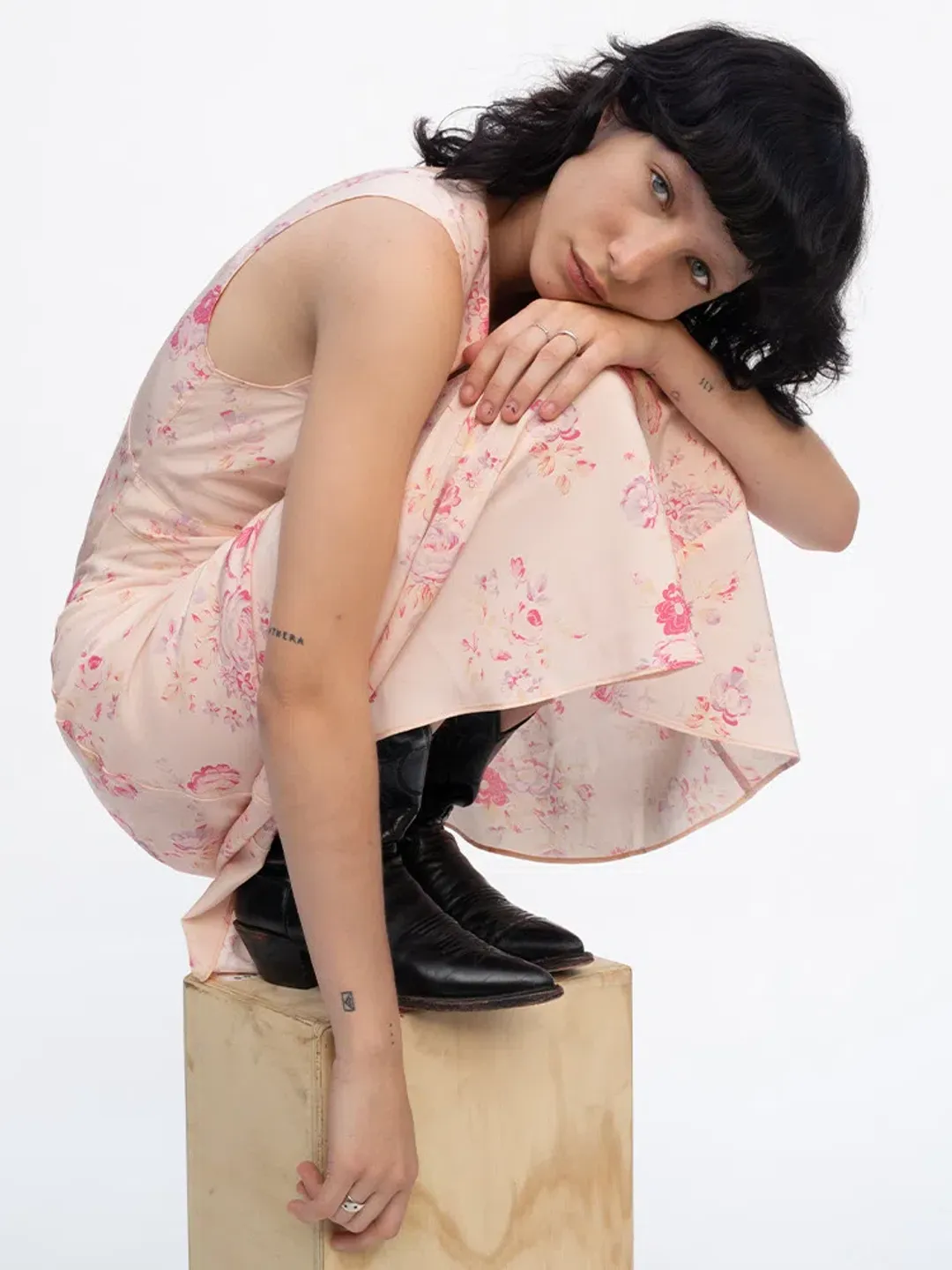 Réalisation Par The Ivy in Eden Print Size 10  for rent on The Volte - main image