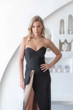 Lexi Aphrite Gown Black Size 8 for rent on The Volte - image 2