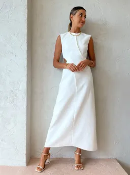 Camilla & Marc Hoxton Sleeveless Dress in Cream Size 6 for rent on The Volte - image 4