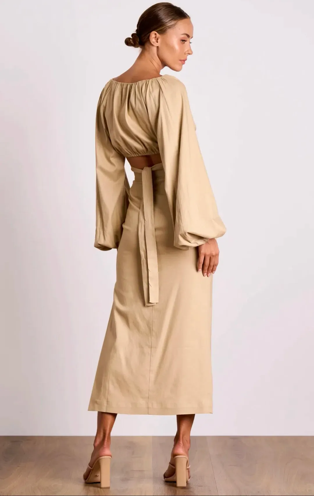 Pasduchas Cora Top And Skirt Set Raffia Size 8 for rent on The Volte - main image