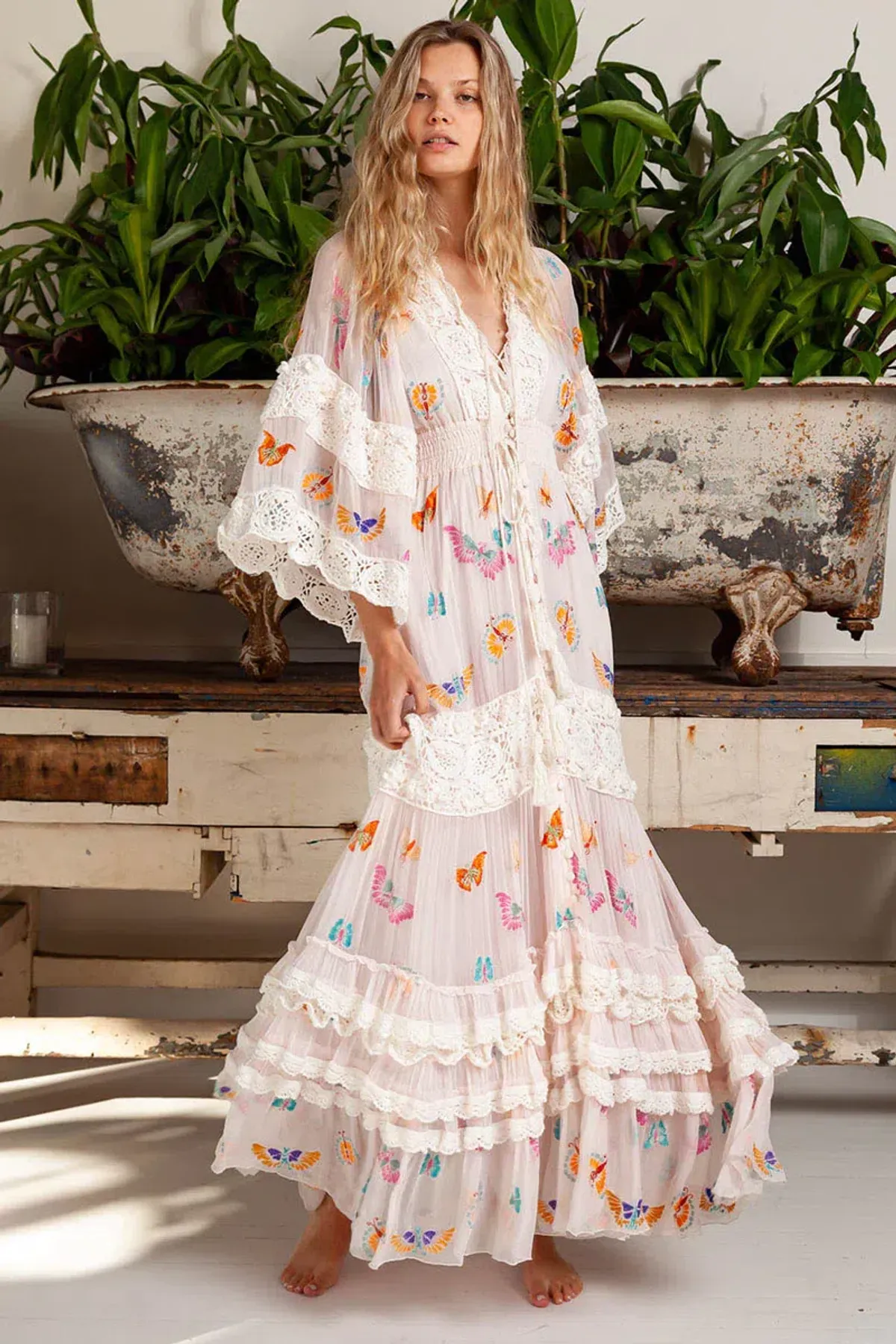 Fillyboo Madam Butterfly Embroidered Duster in Delicacy Size M for rent on The Volte - main image