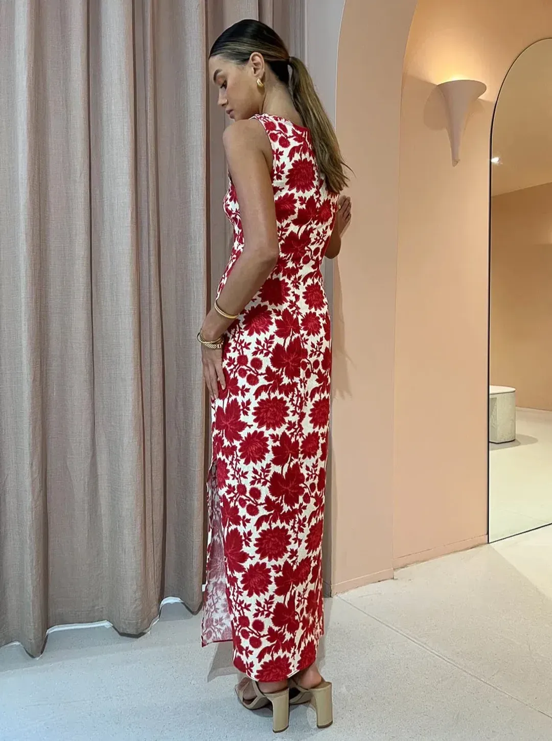 Sir the Label Cinta Cut Out Midi Dress in Valentina Floral Print Size 8 for rent on The Volte - main image