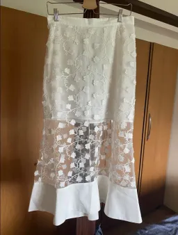 Alice McCall Pretty On The Inside Top & A Little Soul Skirt Set White Size 12 for rent on The Volte - image 6