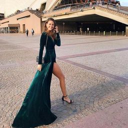 Elle Zeitoune Fontaine Emerald Sz 12 for rent on The Volte - image 5