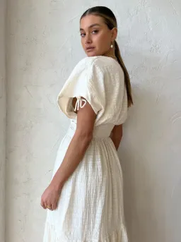 Sovere Lucid Midi Dress in Porcelain Size 10 / M for rent on The Volte - image 3