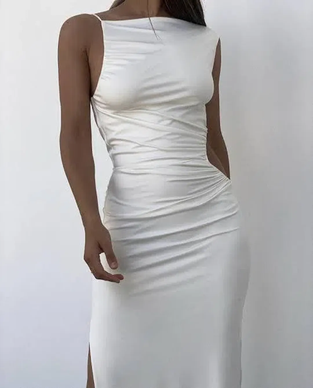 Effie Kats Rae Gown White Size 8 for rent on The Volte - main image