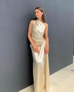 Sonya Moda Nour Maxi Dress Pearl Size 8 for rent on The Volte - image 3