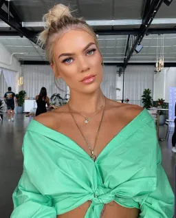 Balenciaga Printed Back Logo Cotton Poplin Shirt In Neon Green Size M/AU 8 for rent on The Volte - image 1