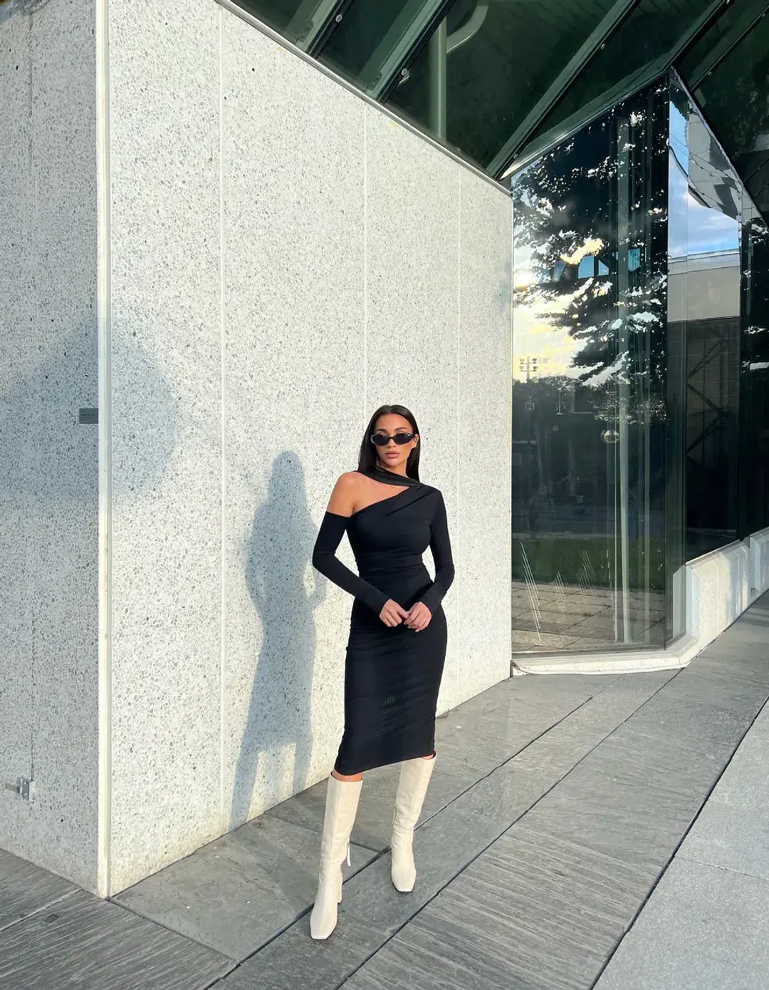 Bianca & Bridgett Isla Dress Black Size 10 for rent on The Volte - main image