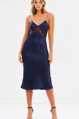 Bec & Bridge Je Suis Midi Dress Navy Size 6 / XS for rent on The Volte - image 4