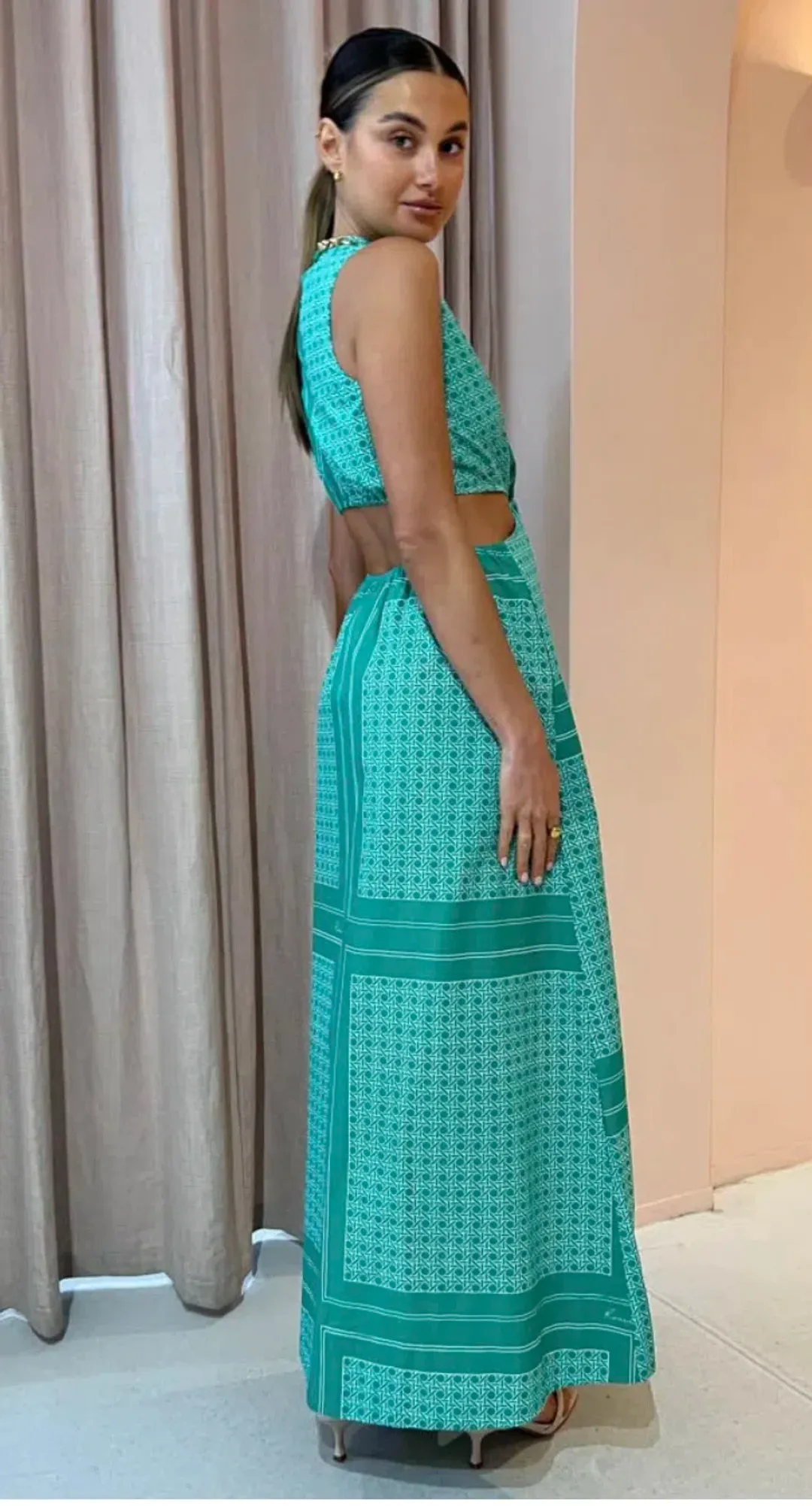 Roame Loren Maxi Dress Print Size 2 / Au 10 for rent on The Volte - main image