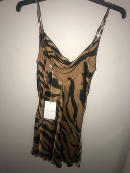 Hansen and Gretel Minnie dress for rent on The Volte - image 4