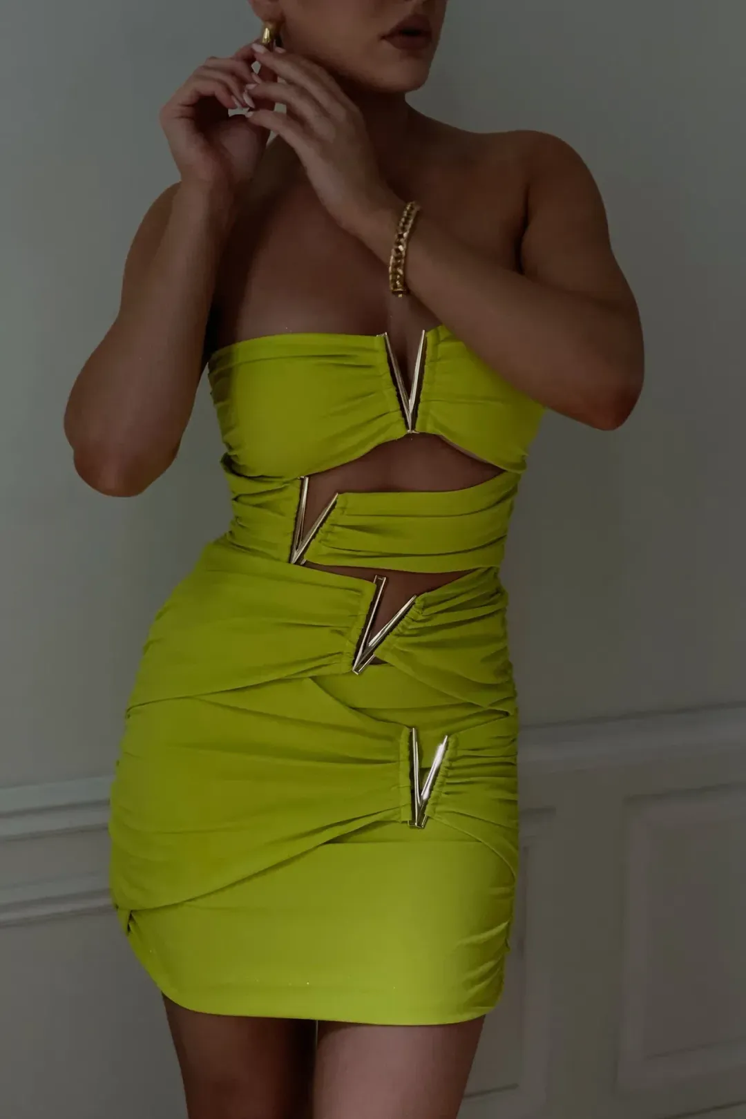 Meshki Victorie Mini Dress Green Size M / Au 10 for rent on The Volte - main image