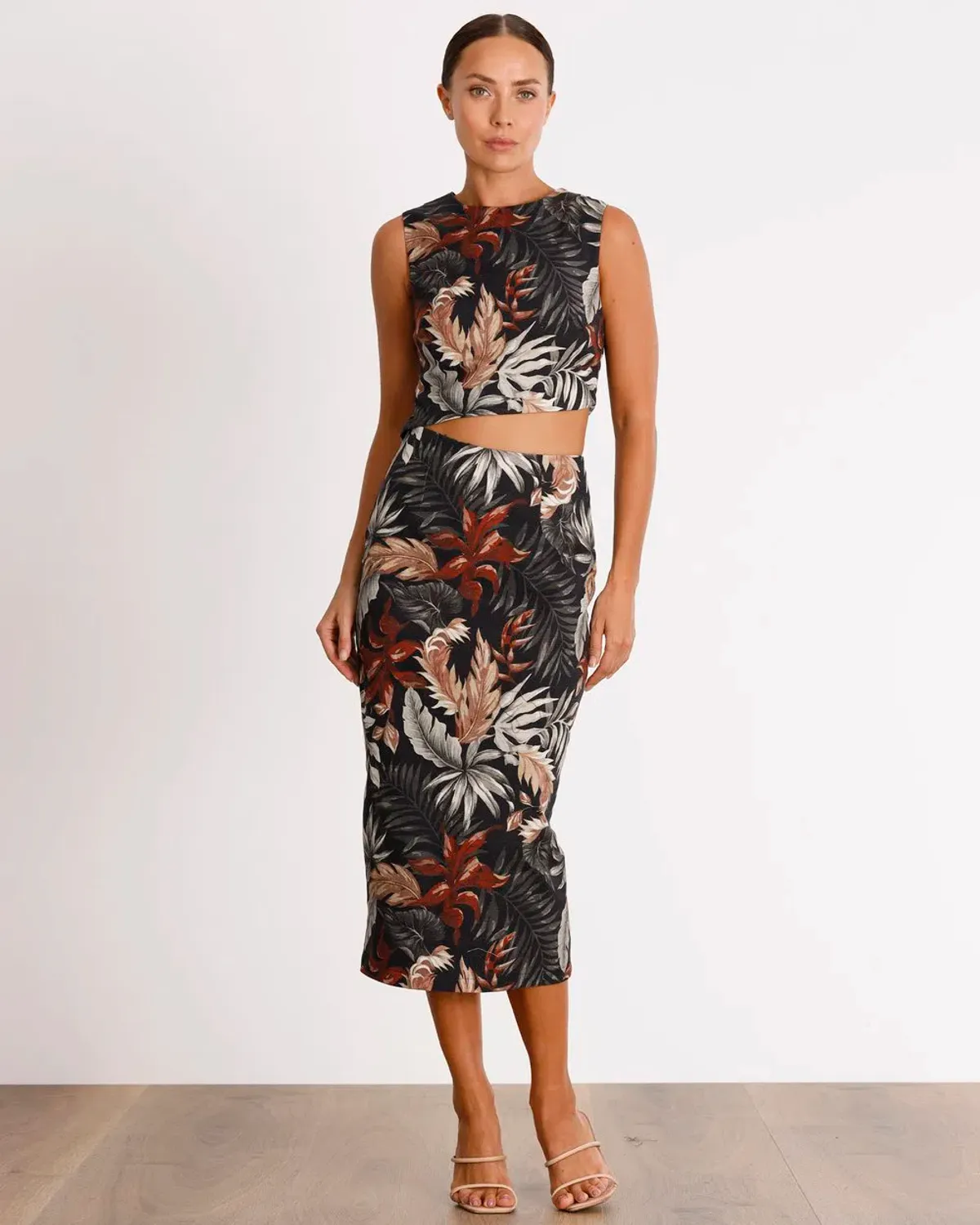 Pasduchas Keep Palm Midi Dress Print Size 8 for rent on The Volte - main image