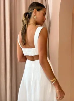 Shona Joy Morgan Linen Cut Out Midi Dress in Ivory Size 10 / M for rent on The Volte - image 3