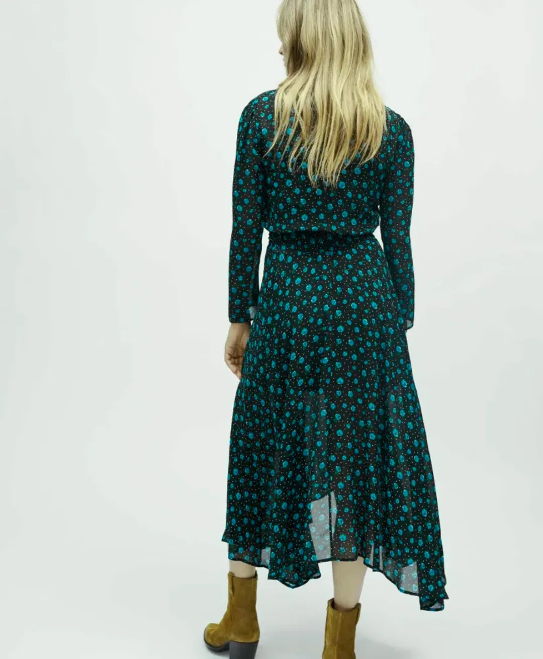 Maje Rayemia V-neck midi floral Black Size 38 / AU 10 for rent on The Volte - main image