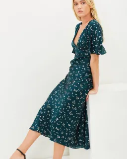 Bec & Bridge Jardin Midi dress Green Size 14 for rent on The Volte - image 2