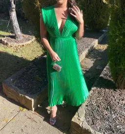 L’idee Gala Gown Bright Green Size 10 for rent on The Volte - image 3