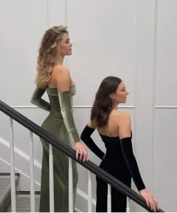 7th & York Maxi Camryn Dress with Sleeves Green Size 8 for rent on The Volte - image 4