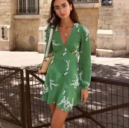 Realisation Par The Kate Dress Green Size 6 for rent on The Volte - image 2