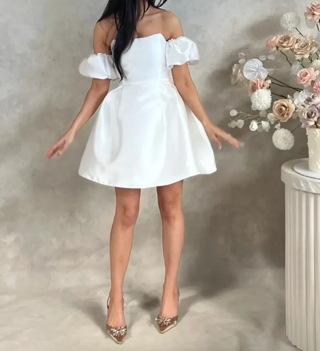Siss Studio Strapless Bridal Mini Dress with Detachable Sleeves White Size 6 for rent on The Volte - main image