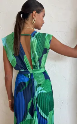 Lidee Gala Gown in Capri Green/Blue Size 8 for rent on The Volte - image 3