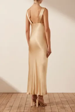 Shona Joy Felicity Plunge Midi Dress in Porcini Gold Size 6 for rent on The Volte - image 2