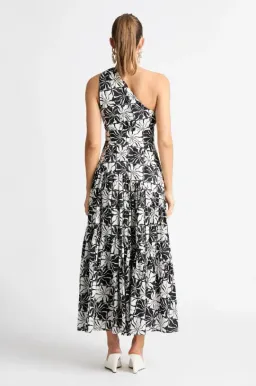 Sheike Magnolia Maxi Dress Black Size AU 8 for rent on The Volte - image 2