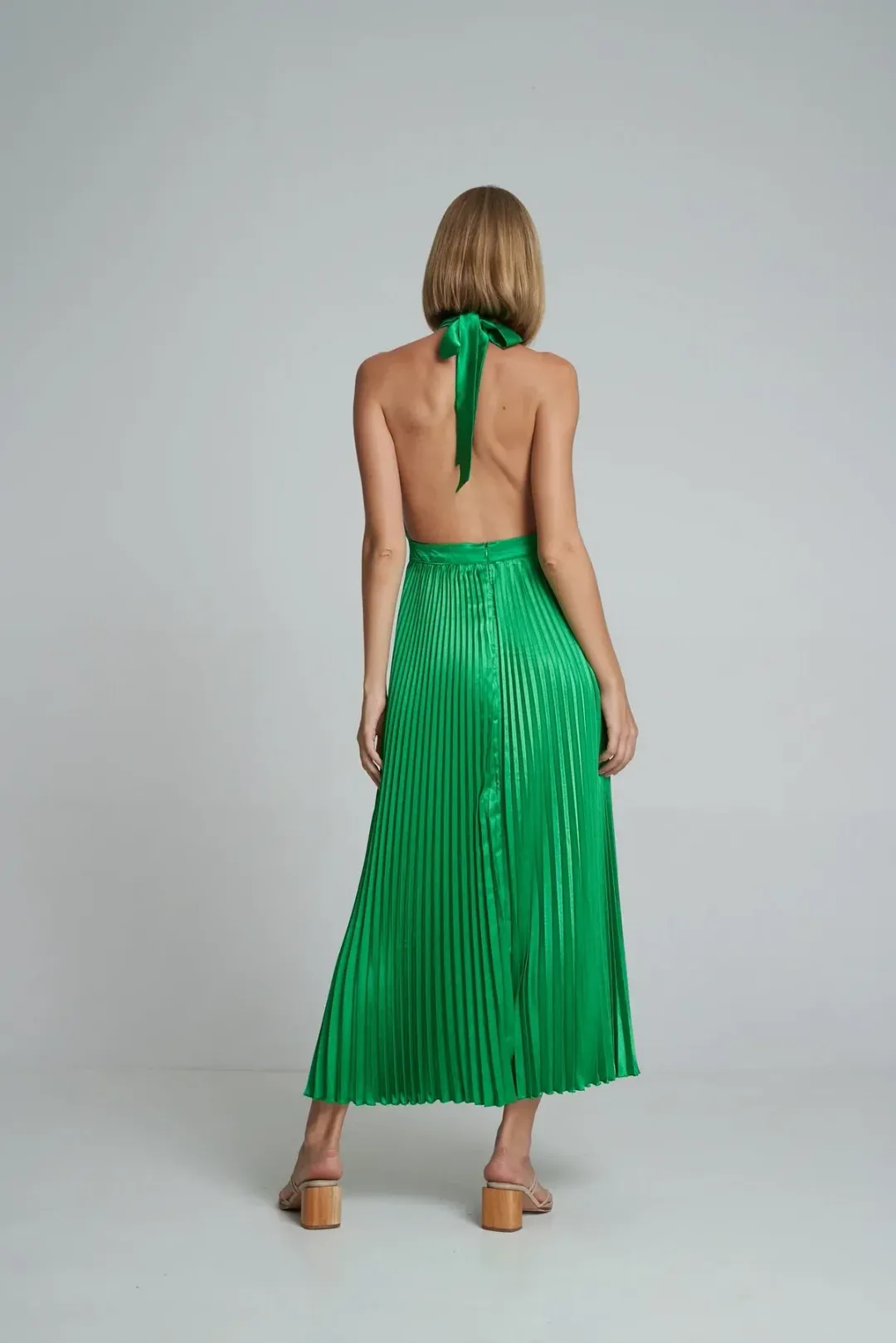 Lidee Renaissance Gown Green Size AU 6 for rent on The Volte - main image