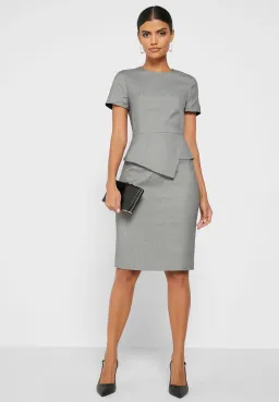 Ted Baker Janza Dress in Viscose Blend in Grey Size 2/AU 10 for rent on The Volte - image 1