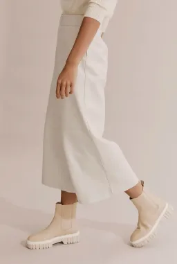 Country Road Luxurious White Leather Culotte Pants Size AU 10 for rent on The Volte - image 3