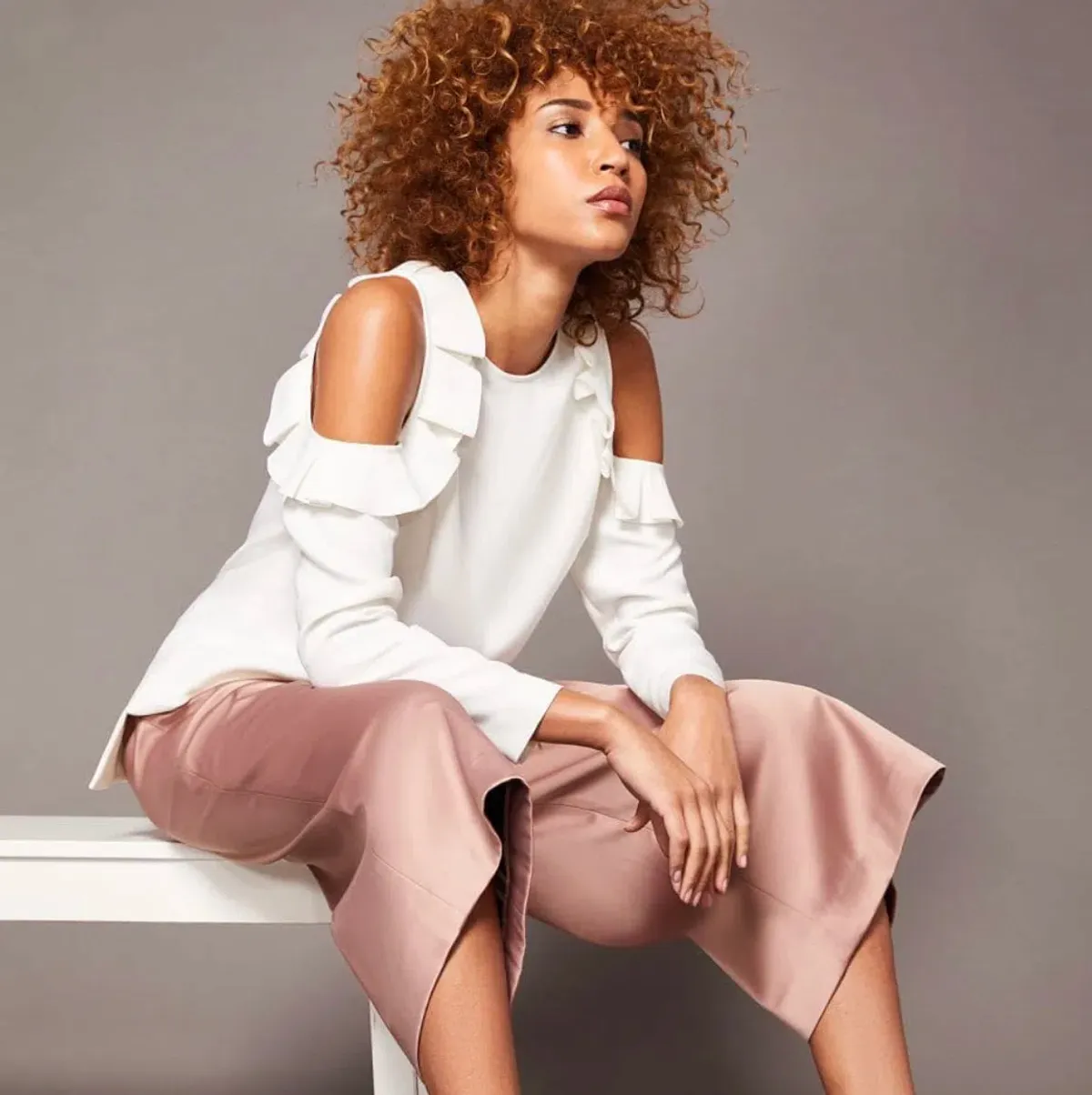 Ted Baker Steffe Ivory Cold Shoulder Ruffle Top in Cream Size 1/AU 8 for rent on The Volte - main image