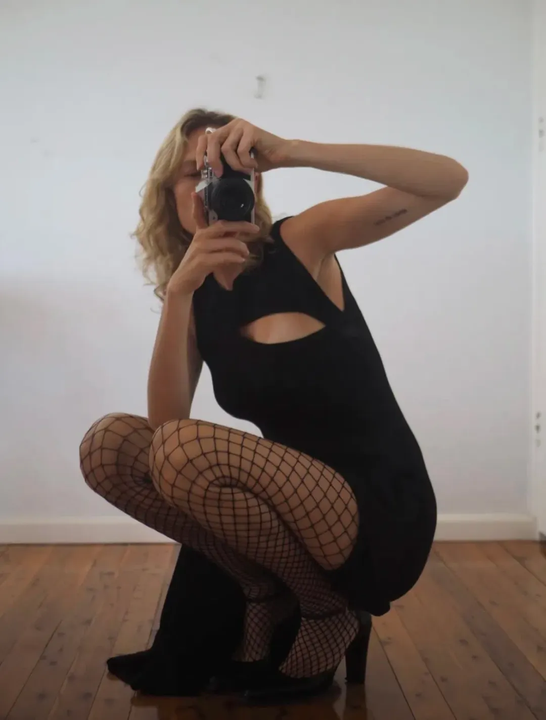 Sir The Label Nadja Cut Out Maxi Dress Balck Size 0/Au 8 for rent on The Volte - main image