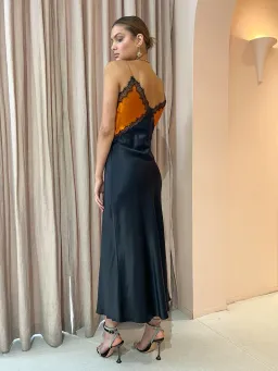 Ginia Sadie Dress In Black Size AU 6 for rent on The Volte - image 2