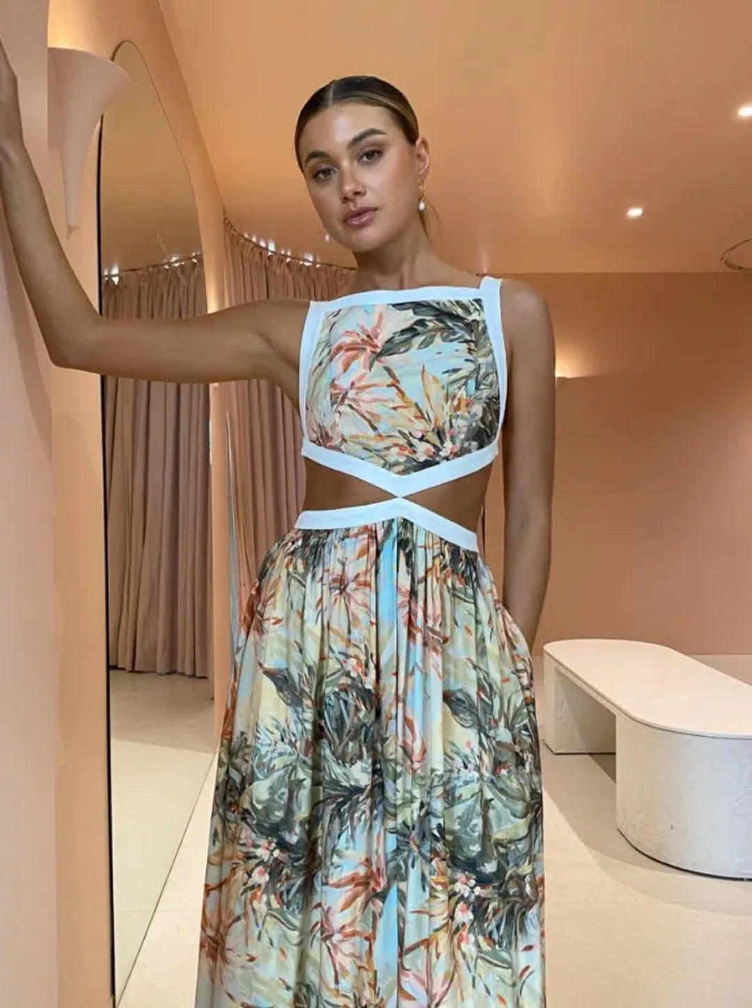 Significant Other Marino Dress Floral Size 6 for rent on The Volte - main image