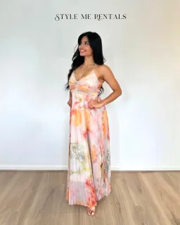 Ministry of Style The Label Sunrise Strap Dress Patterned Size 8 for rent on The Volte - image 3