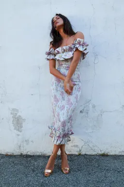 V. Chapman - The Lilac Dress in Floral - Size AU 8 for rent on The Volte - image 2