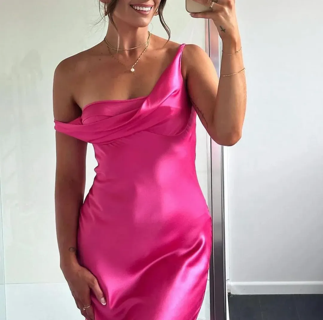 Natalie Rolt Monika Gown Pink Size 10 for rent on The Volte - main image