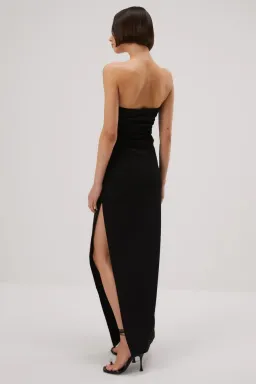 MISHA Blythe Bonded Crepe Gown Black Size 6/XS for rent on The Volte - image 4
